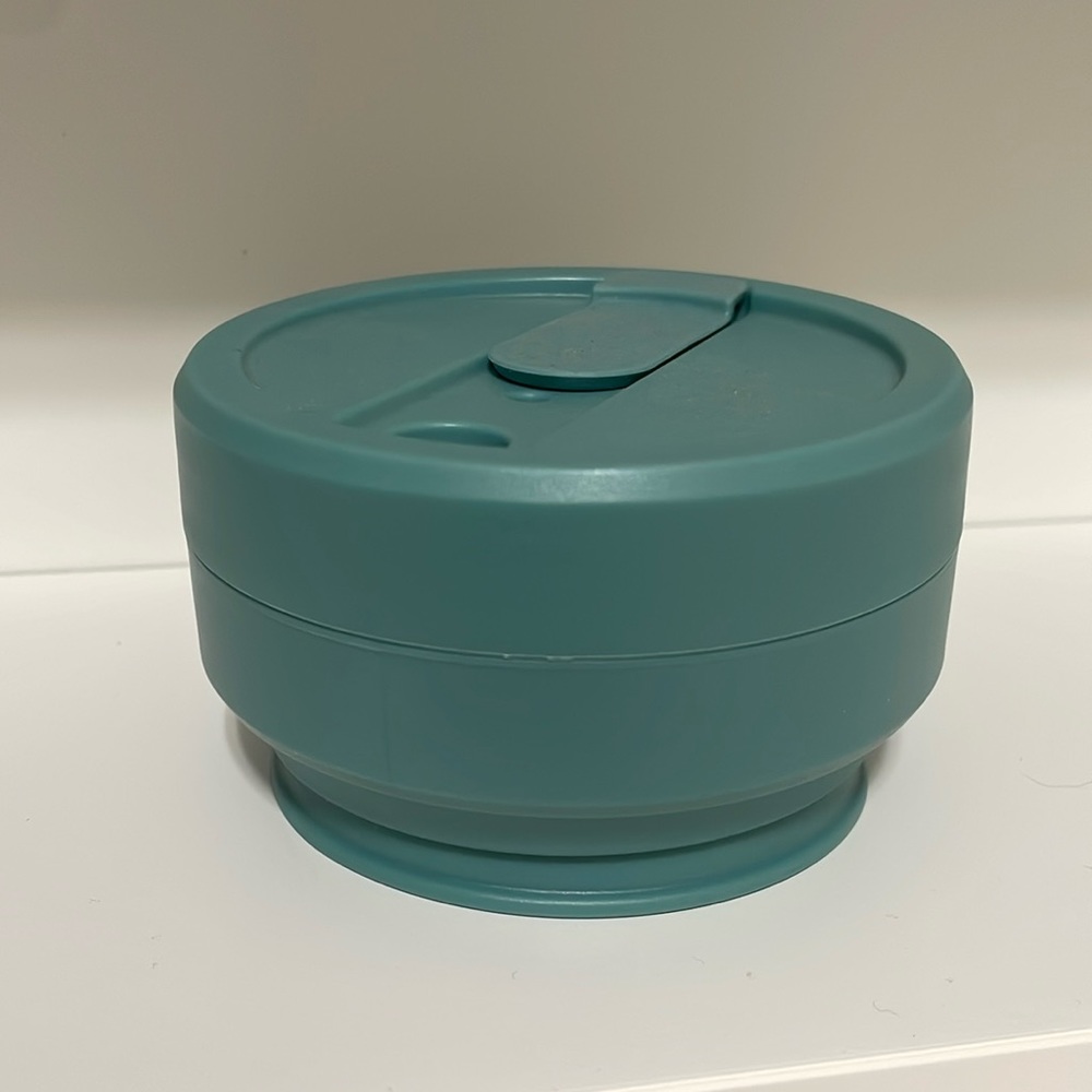 Stojo collapsible cup
